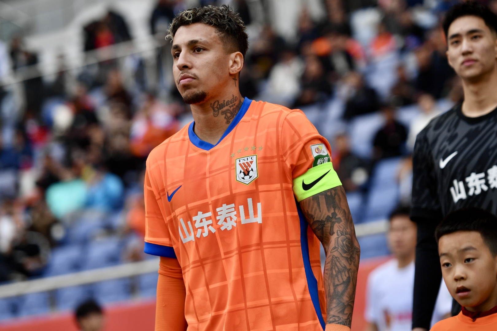 经过47场精彩激烈的比赛 经过47场精彩激烈的比赛