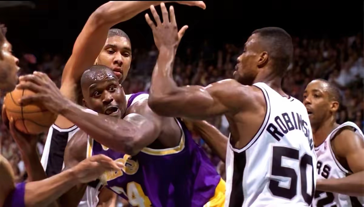 爱游戏首页 -加时末段圣安东尼奥马刺调整名单以备全明星赛；临场应变环节打磨；态度坚定；训练强度明显提升的简单介绍