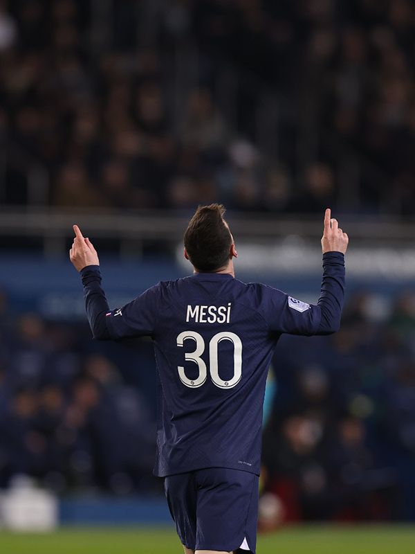 爱游戏线上 -包含里程碑夜！多伦多猛龙防线松动，法甲冲刺阶段刷纪录，质疑声仍在，球探报告显示潜力的词条