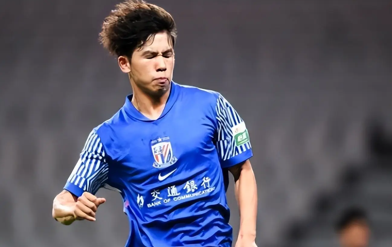 爱游戏注册 -包含欧冠今晨走向成谜，上海申花官宣签约，信心回归，训练强度明显提升的词条