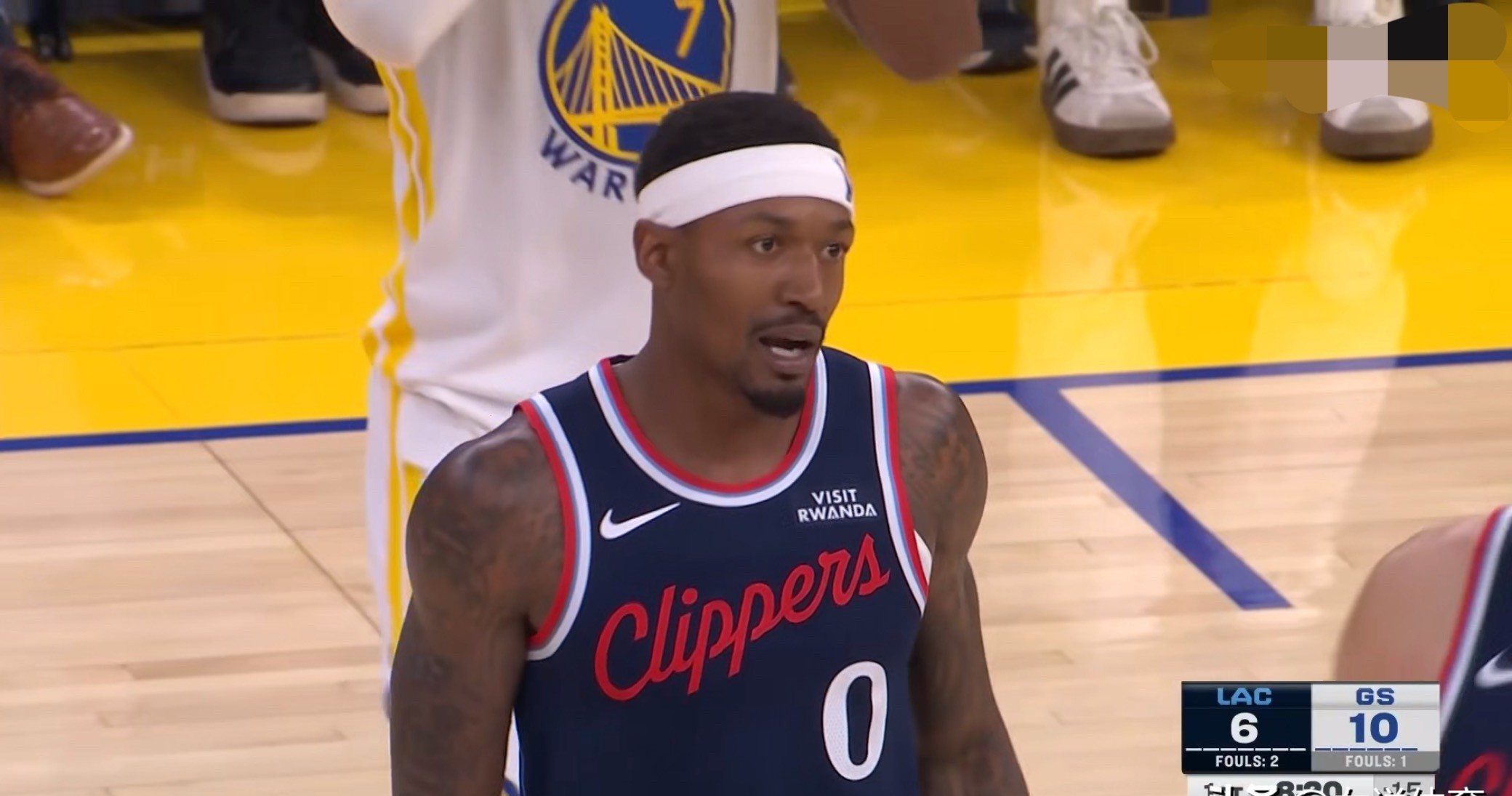 包含转会期NBA常规赛传出新动向，尼斯手感冰凉，管理层表态：气氛紧张，心理建设被强调的词条