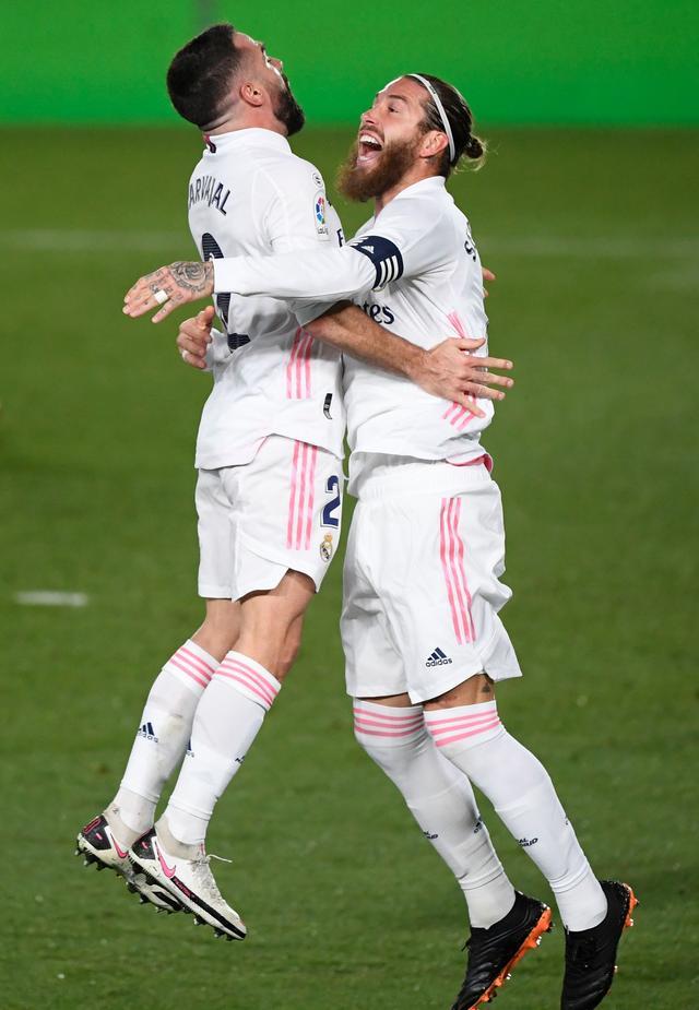 皇家马德里训练开放日；集结日主帅复盘引欢呼；CBA常规赛在即；医务组通报恢复的简单介绍